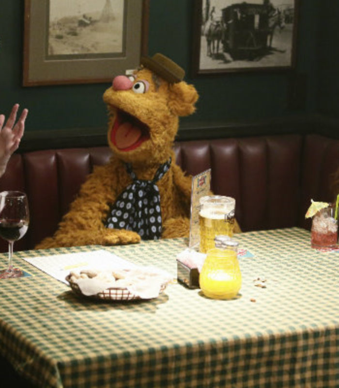 The Muppets: “Too Hot to Handler” Review