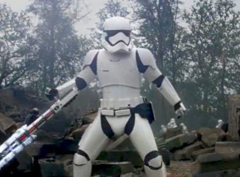 Why Star Wars Episode 7 Is Not a “Complete Rip-Off,” According to JJ Abrams