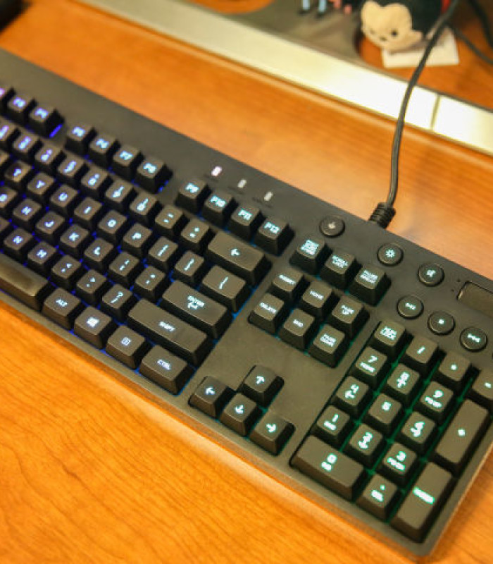 Logitech G810 Orion Spectrum Gaming Keyboard Review