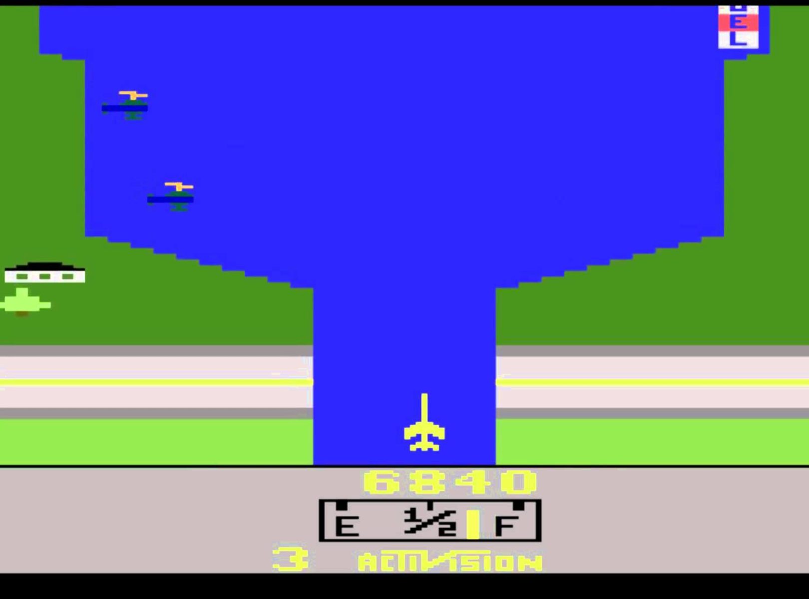 Review: River Raid (Atari 2600) 