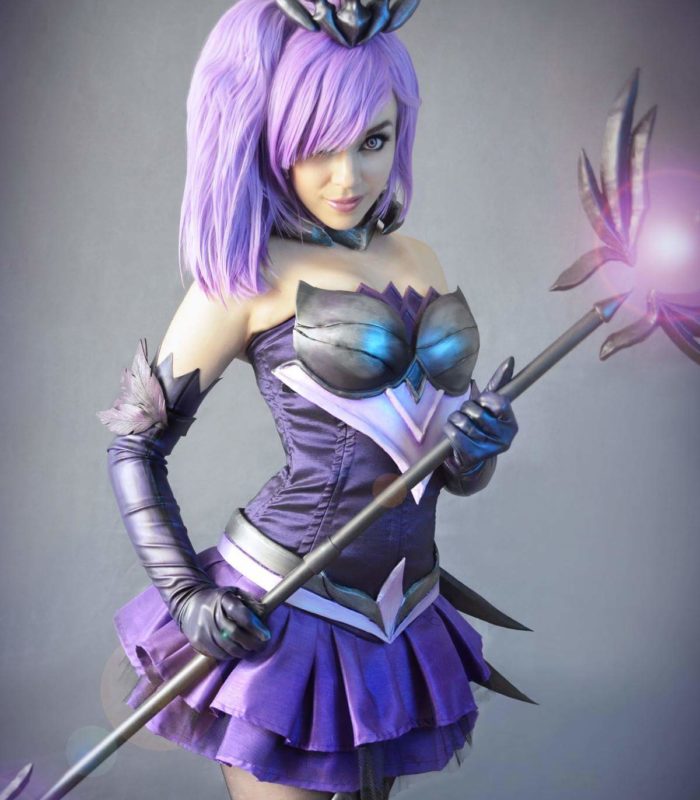 League of legends lux cosplay
